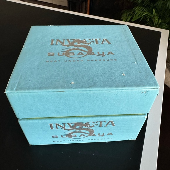 Invicta II Collection Chronograph Black Dial Stainless Steel Men's Watch - Picture 4 of 4